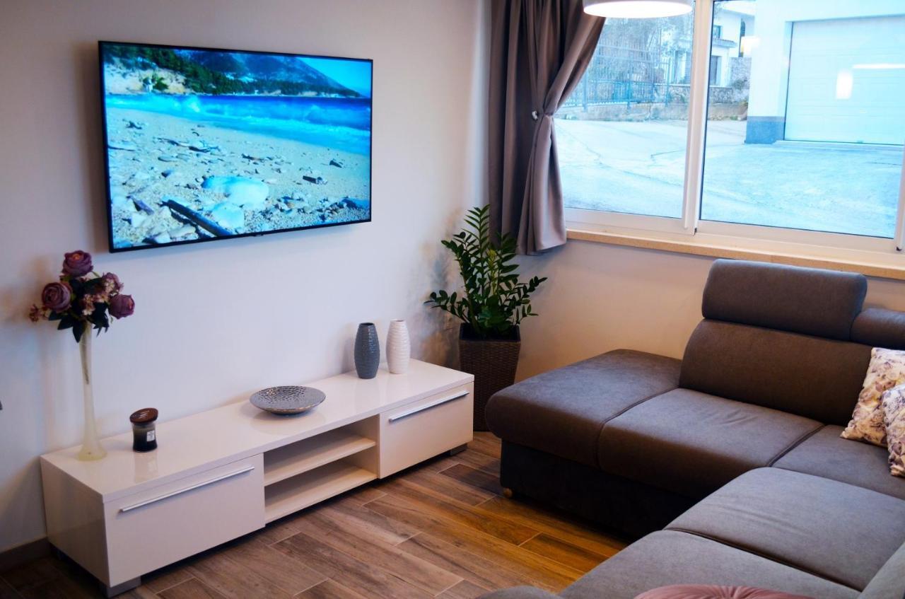 Apartments Rina - Kneze Račišće エクステリア 写真