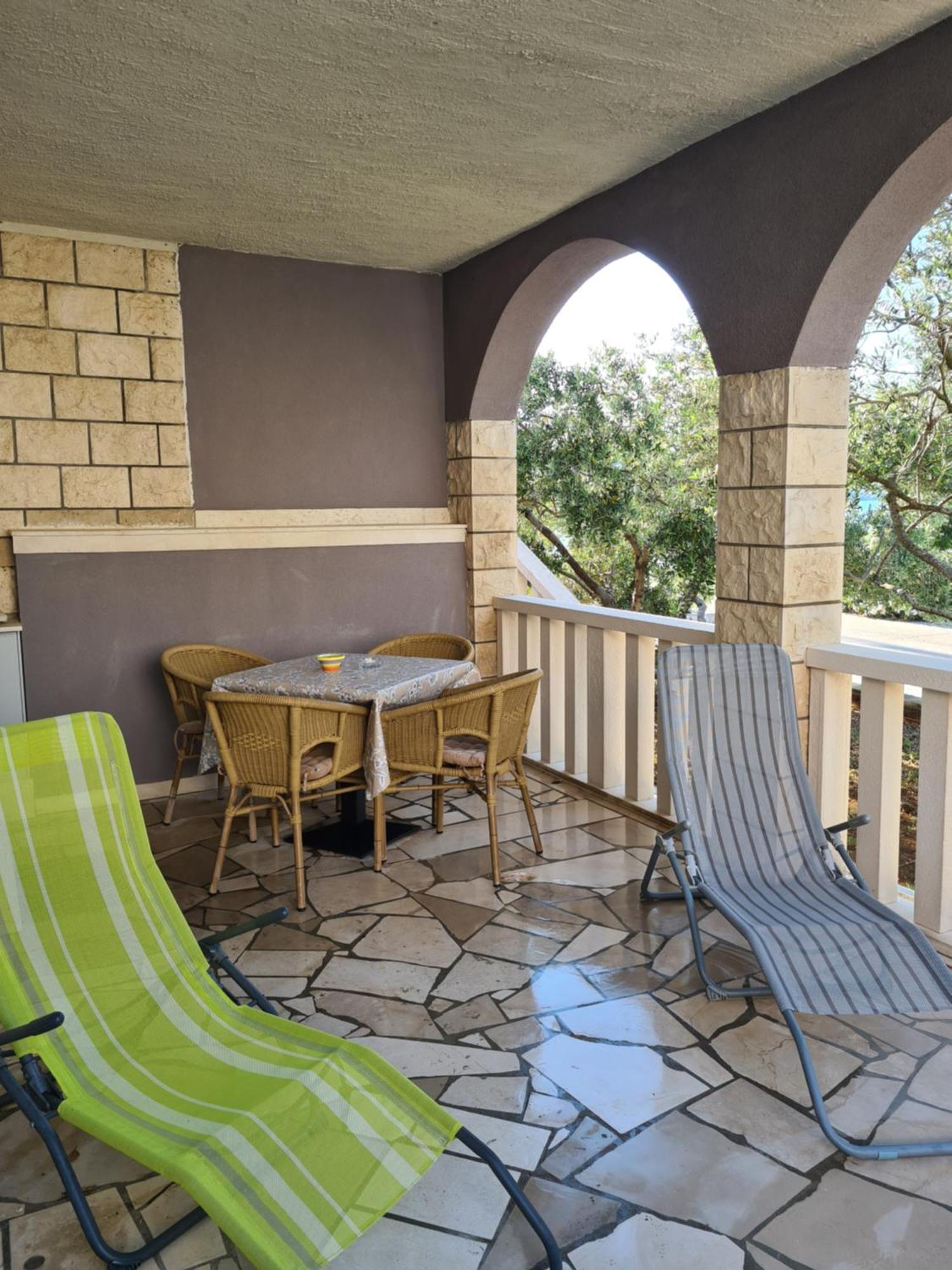 Apartments Rina - Kneze Račišće 部屋 写真